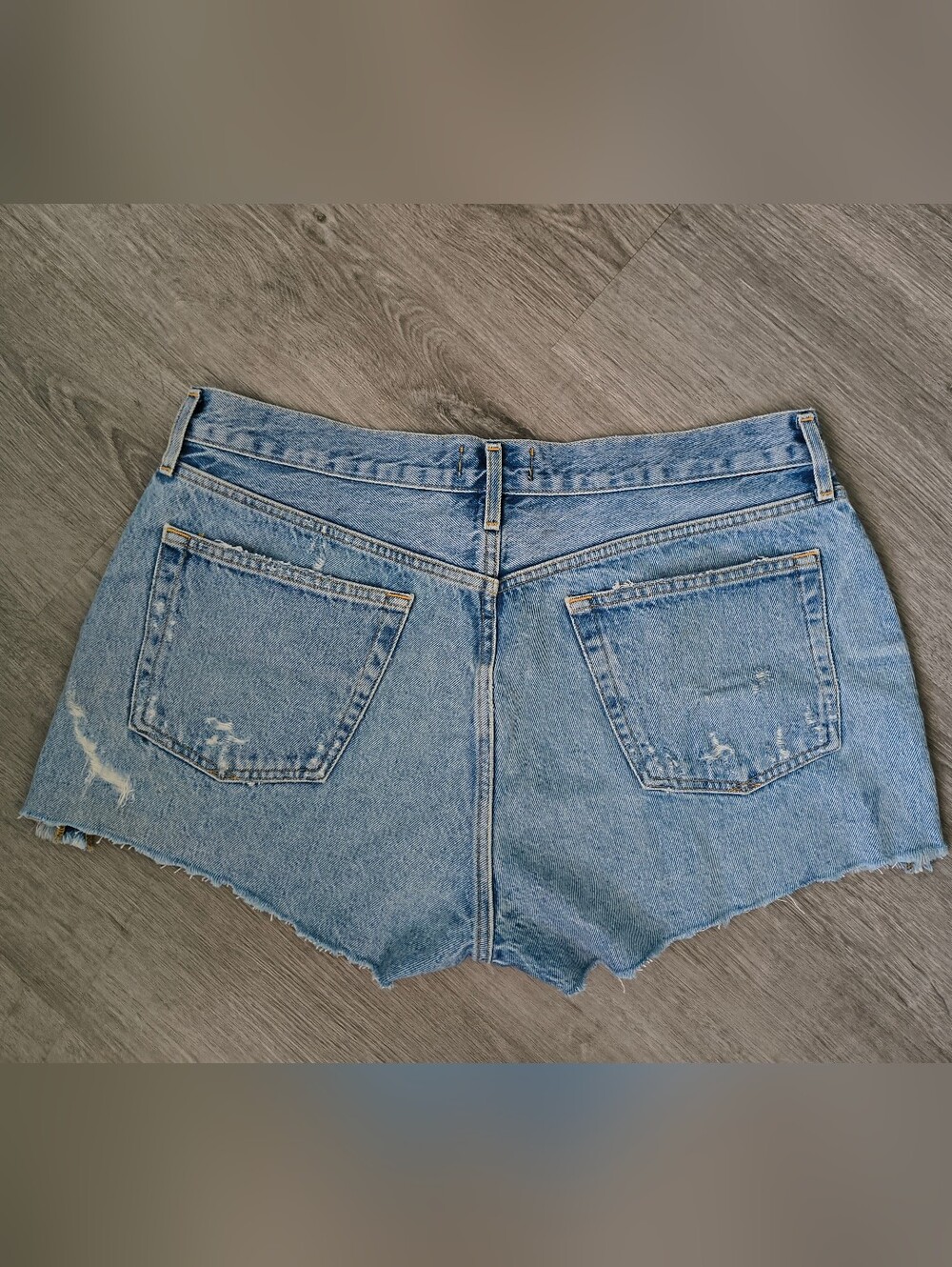 AGOLDE Parker Vintage Cut Off Short size 32 - Picture 3 of 8